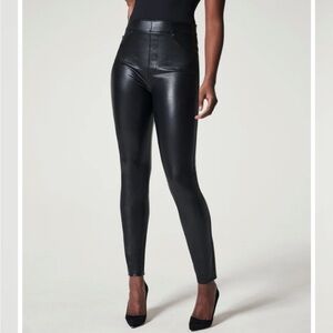 SPANX Black Leather Like Skinny Ankle Pants
